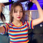 레드벨벳 조이, 크롭티+청바지로 '힙'하게…'앗 상큼해' [<b>in</b>스타]