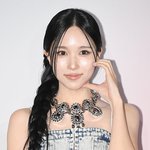 트와이스 <b>미나</b>가 29일 오후 서울 성수동에서 열린 패션 브랜드 오픈...