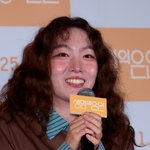 [포토]김푸름, 촬영하면서 함께 고생하며 <b>송선미</b>와 친해져