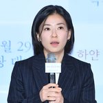 하얀 차를 탄 여자 ‘고혜진 감독’ [포토엔<b>HD</b>]