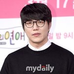 [단독]성시경, 오랜 매니저 배신으로 충격… <b>업무</b> 금전 피해 발생