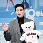 이장우, 결혼 앞두고 젠슨 황 소환 “치킨 드셨으니 호두과자도 한입”