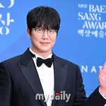 “매니저에 배신 충격” 성시경, 결국 유튜브 중단