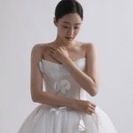 함은정, 김병우 감독과 결혼 앞두고..눈부신 웨딩드레스 <b>자태</b>