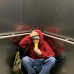 느좋 보이의 정석이라는 남돌의 <b>사복</b> 패션