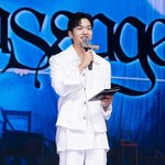 [드루와] [T포토] 유재필 '올화이트의 남자'