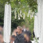 [부럽네효섭] 크러쉬, ‘4년 열애’ 조이 여동생 결혼식서 축가...