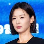 만난 전지현, 이병헌과 재회 <b>불발</b>됐다…"'코리언즈' 출연 안해"