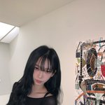 에스파 카리나, <b>무대</b> 내려오니 청순美..쇄골에 물 고이겠네