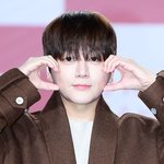 어반자카파 권순일 ‘훈훈한 볼하트’ [<b>MK</b>포토]