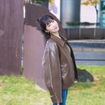 ‘초겨울 느낌 가득한 가죽재킷 출근룩’ (동물농장 출근길) [<b>HD</b>포토]