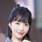 레드벨벳 조이, ‘빼꼼 올라온 <b>병아리</b> 꼬리와 러비에게만 주는 하트’...