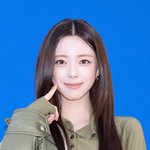 [현장포토] "콕 찍어, 예쁘다"...<b>유나</b>, 살아있는 인형