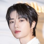 [현장포토] "만화 찢고 나왔어"…<b>범규</b>, 로맨틱 눈맞춤