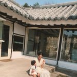 子' 얼굴 공개한적 없는데...<b>AI</b> 합성에 "멈춰달라" 호소