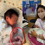 득녀 이시영, '이혼 후 출산' 첫 사례…엄마 손가락마저 '관심...