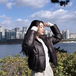 고우림 김연아, 수수한 <b>차림</b> '꾸안꾸'에도 우아한 매력 '반짝'