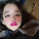 전화번호 공개한 박봄, 천문학적 금액 제시 2주 만에 '폭풍 업로드'