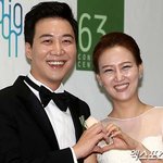 사망 가짜뉴스에 생존신고→글 삭제…남편도 지인도 '<b>분노</b>' [종합]