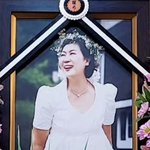 故 이외수 아내 전영자 여사, <b>졸혼</b> 드레스에 환한 미소…두 아들...