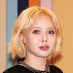 좇다 현아 잡을라…10kg 감량→<b>무대</b>서 실신 '우려 폭발'[종합]