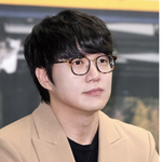 속 성시경, ‘연말공연’ 확정…“무대로 <b>보답</b>할 것" [핫피플]