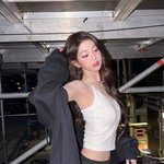 [엔터톡] 장원영, 이렇게 예뻐도 되나…섹<b>시미</b>까지 더했네 [N샷]