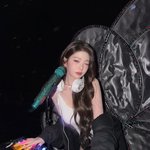 [엔터톡] 아이브 장원영, '<b>DJ</b> 요정' 변신...후드 벗자 드러난...