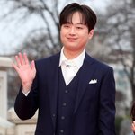 [단독]이찬원 '최강야구' 구원투수로 뜬다..애국가 제창에 중계까지