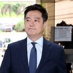 유튜버 '장사의신'에 명예훼손 고발당한 <b>김세의</b> 경찰 출석
