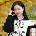 [포토]수이, <b>수험표</b> 들고 활짝