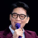 [드루와] MC몽, <b>히틀러</b> 해명·극단적 시도 고백 후…신곡 공개...