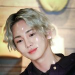 <b>남돌</b> 피부 보고 충격 받은 건 또 처음이야