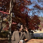 “가을이 머문 순간”…정은채, 깊어<b>진</b> 미소→따스한 오후 산책