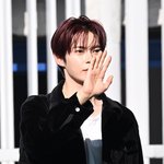 [드루와] 제로베이스원 성한빈, 카리스마 인사 [포토엔<b>HD</b>]