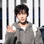 제로베이스원 장하오, 아이컨택 인사 [포토엔<b>HD</b>]