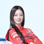 [모두드루와] [포토] 윤보미 '레이싱<b>복도</b> 잘 어울려'