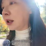 <b>CEO</b>' 송지효, 걸어서 출근…"재구매 뿌듯, 허투루 못하겠다"...