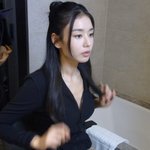 [모두드루와] 안은진 물오른 미모…제주서 활짝