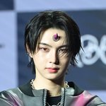 이번엔 뿔 두개 붙이고 <b>의리</b> 지킨 연예인