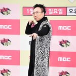 압도적 1위 감사…"<b>데뷔</b> 초부터 휩쓸고 다녔다" (라디오<b>쇼</b>)