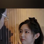 <b>사진속</b> 닮은 사람좀 알려줘