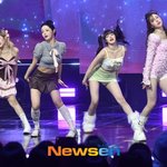 하나 대신 4인의 피프티피프티 <b>FIFTY</b> <b>FIFTY</b> [포토엔HD]