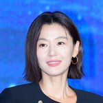 전지현, 데뷔 28년 만에 <b>유튜브</b> 최초 출연…"선택 못 받으면...