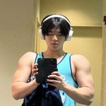 '美 <b>명문</b>대생' 윤후, 폭풍 벌크업...마동석급 팔뚝 '상남자 매력