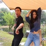 박명수X크러쉬 조이, 커플 댄스 중 폭소..사진사 박씨와의 <b>케미</b>