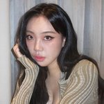 이영지, 팬들에 제대로 속았다..한달만 SNS 복귀하고 '<b>당혹</b>'