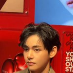 오늘자 <b>티르티르</b> 행사 뷔 비주얼 진짜 미쳤다….