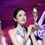 안유진 마스크 참 <b>바르다</b>