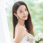  연애 1주년 자축…"다시 나타나줘서 고마워" [<b>RE</b>:스타]